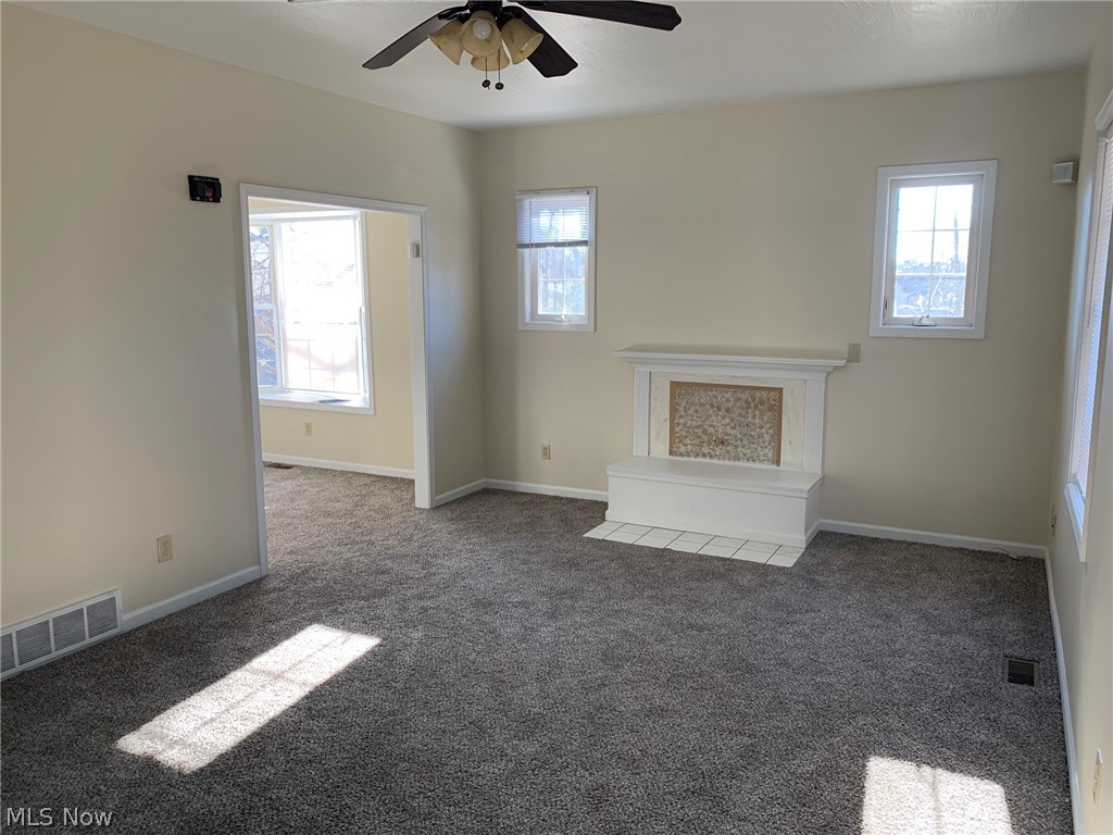 David S Alexanders - Residential Lease