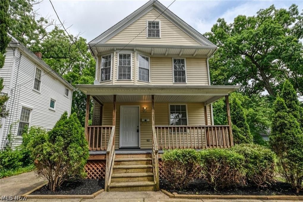 David S Alexanders - Residential Lease