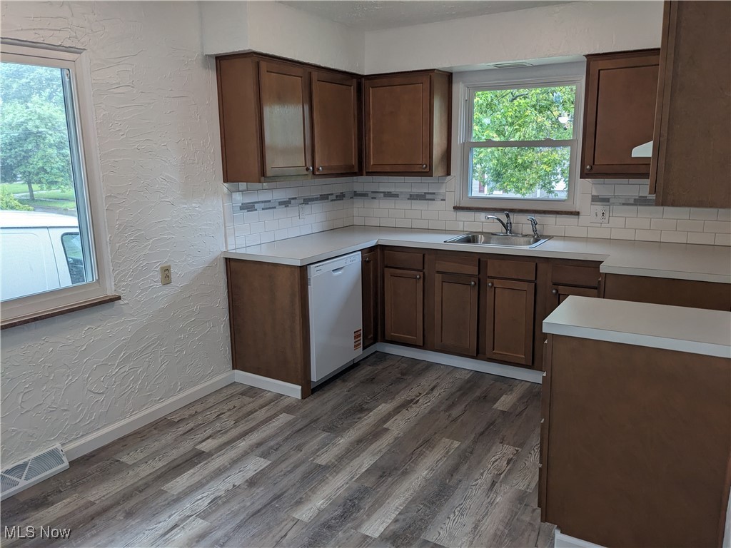 871 Chinook Avenue, Akron, Ohio image 3