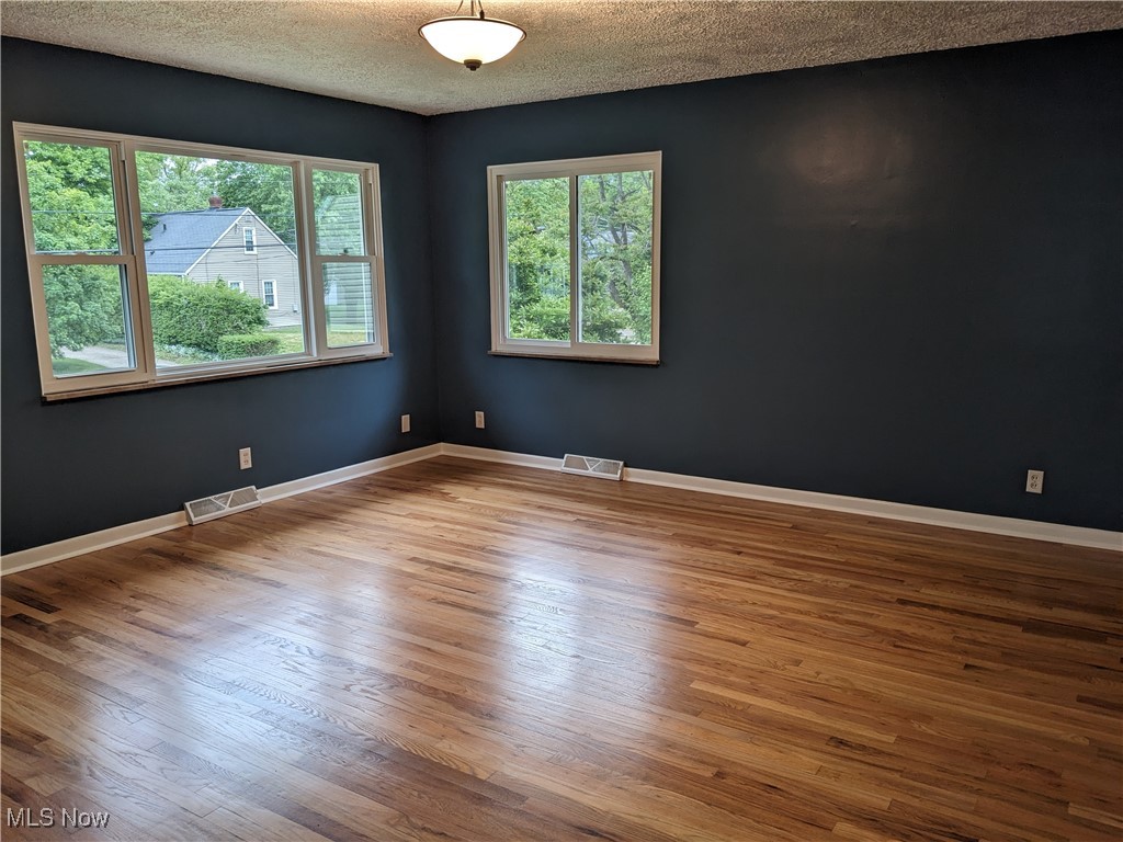 871 Chinook Avenue, Akron, Ohio image 4