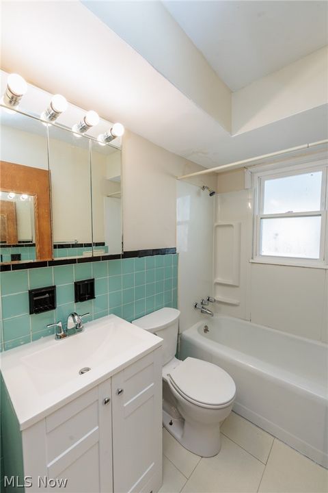 Tiny photo for 114 Beck Avenue, Akron, OH 44302 (MLS # 5190108)