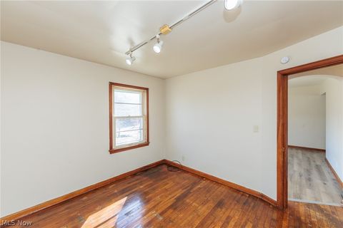 Tiny photo for 114 Beck Avenue, Akron, OH 44302 (MLS # 5190108)
