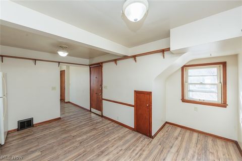 Tiny photo for 114 Beck Avenue, Akron, OH 44302 (MLS # 5190108)