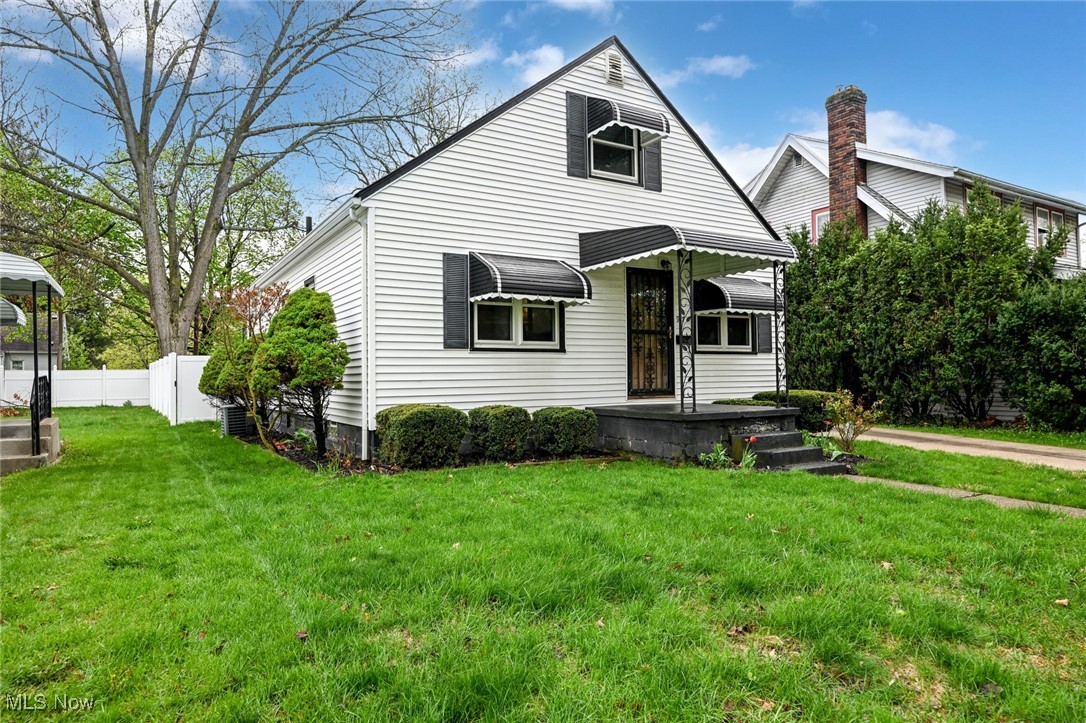967 Valdes Avenue, Akron, Ohio image 3