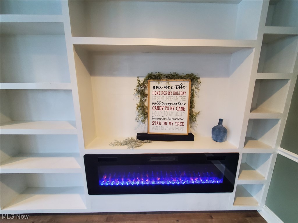 Luna Lake - Residential