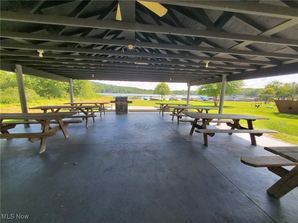 Luna Lake - Residential