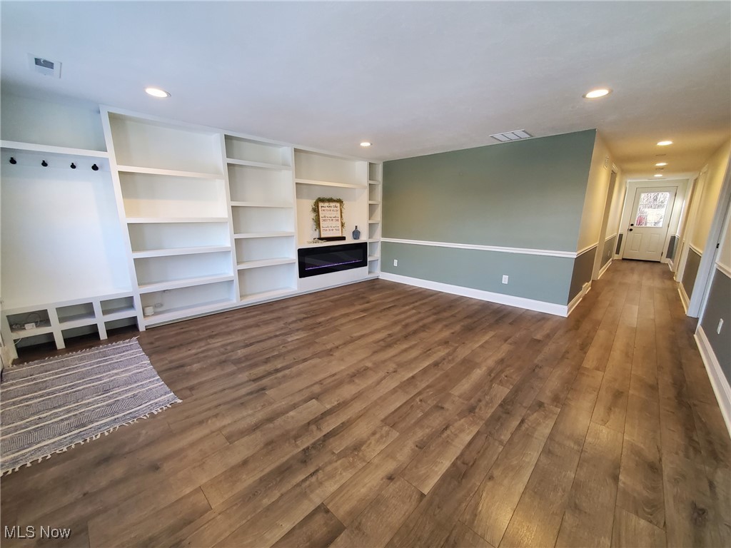 Luna Lake - Residential