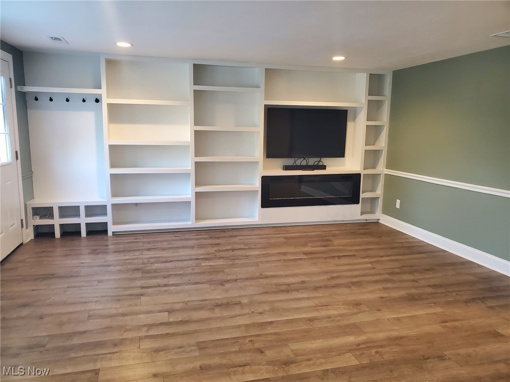 Luna Lake - Residential