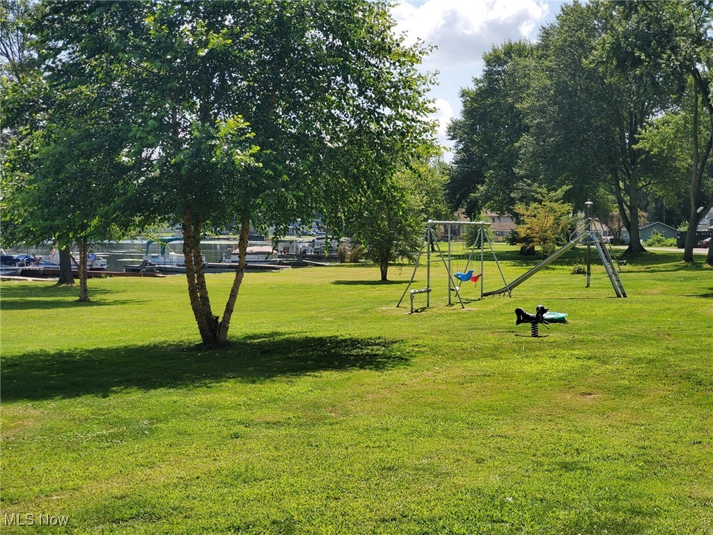 Luna Lake - Residential