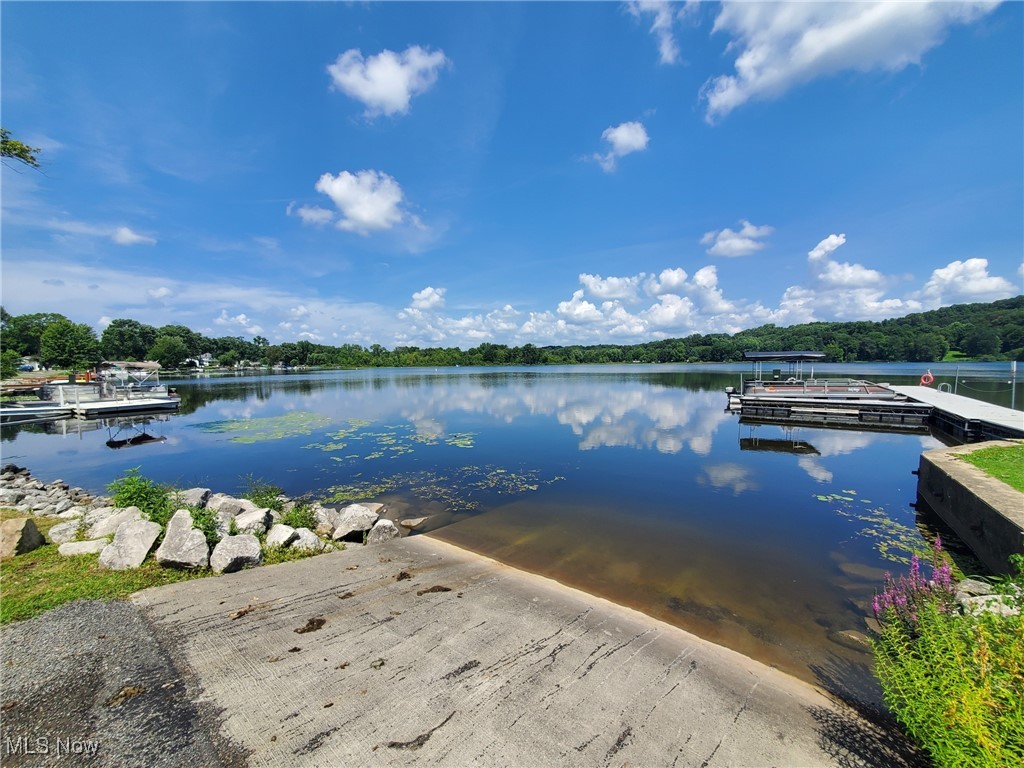 Luna Lake - Residential