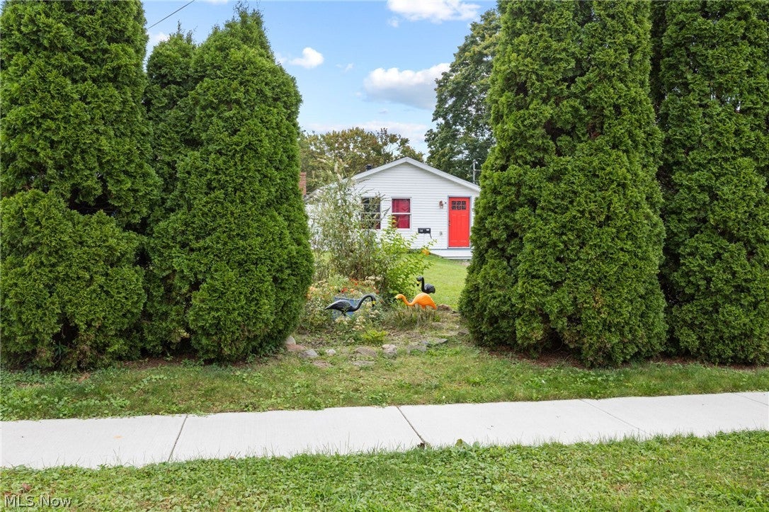 700 Viewpoint Avenue