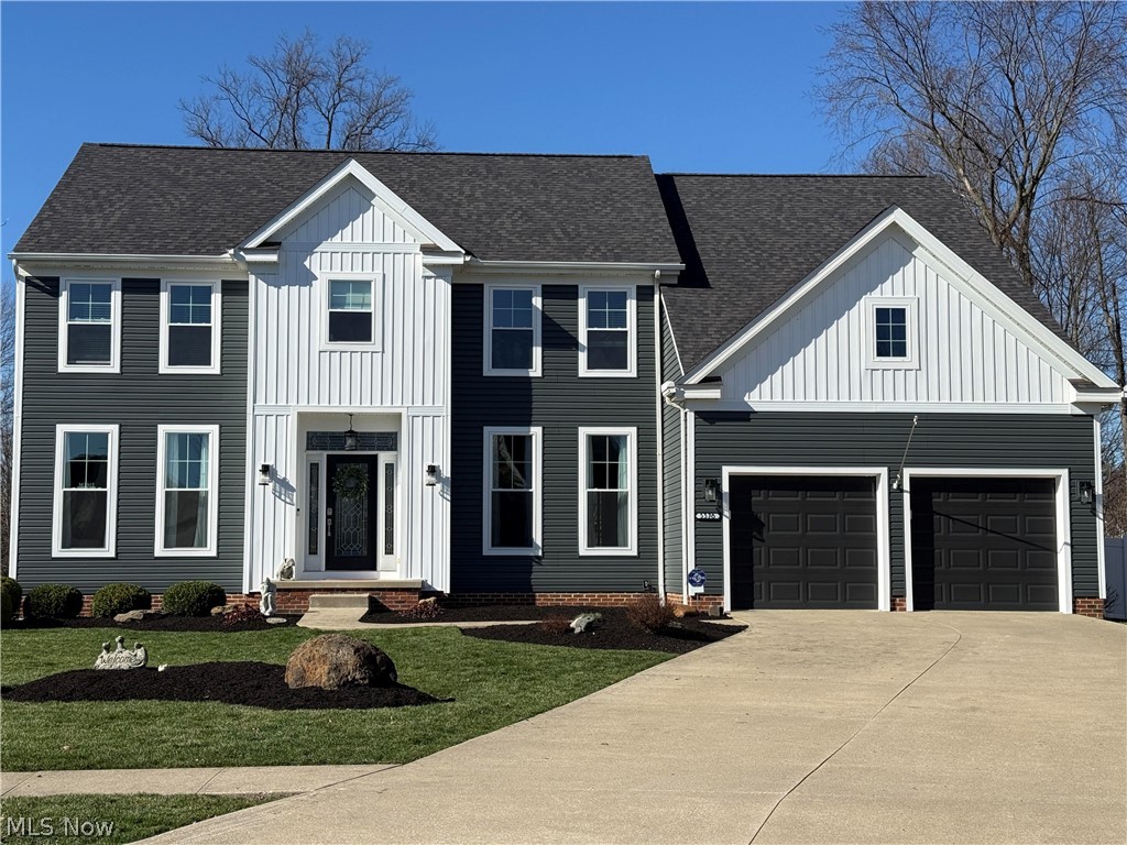 Ridgewood Falls - Residential