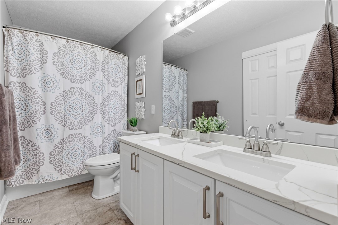 Ridgewood Falls - Residential