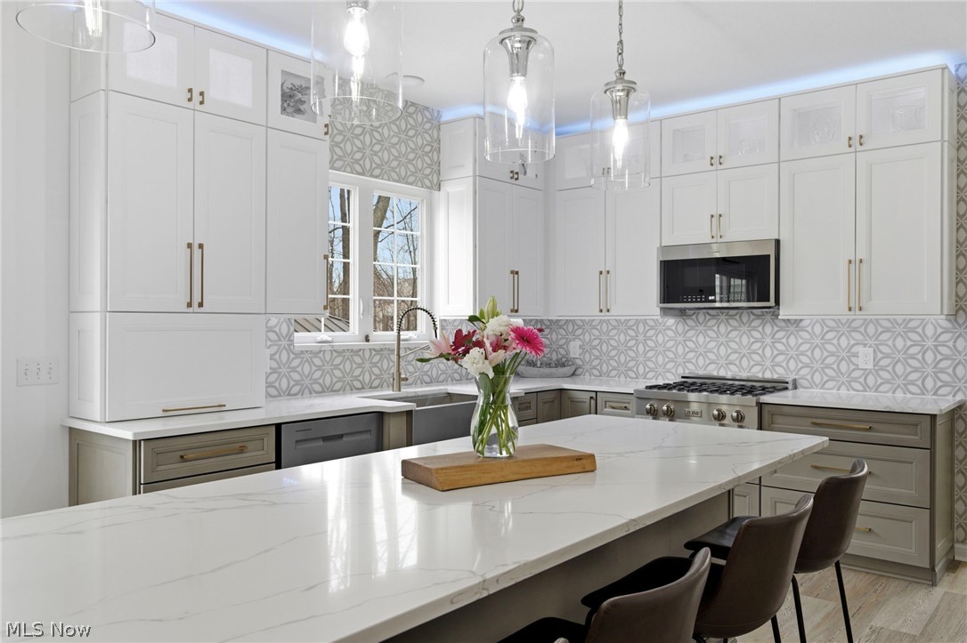 Ridgewood Falls - Residential