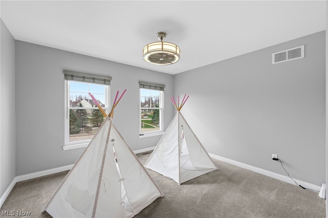 Ridgewood Falls - Residential