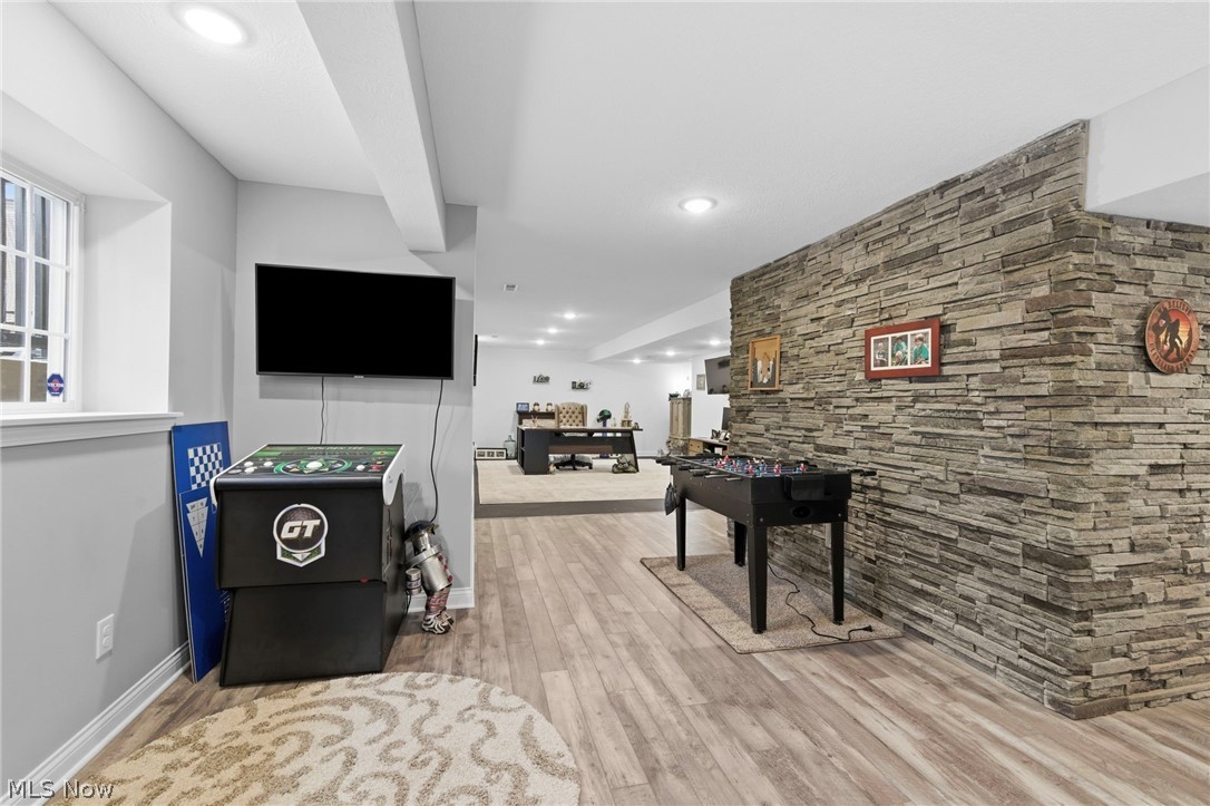 Ridgewood Falls - Residential