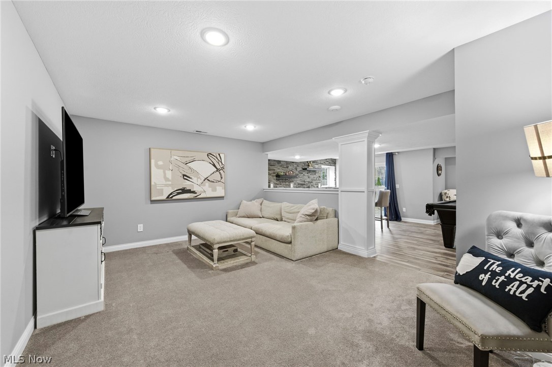 Ridgewood Falls - Residential