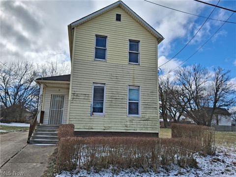 4922 Anson Avenue Cleveland OH 44127