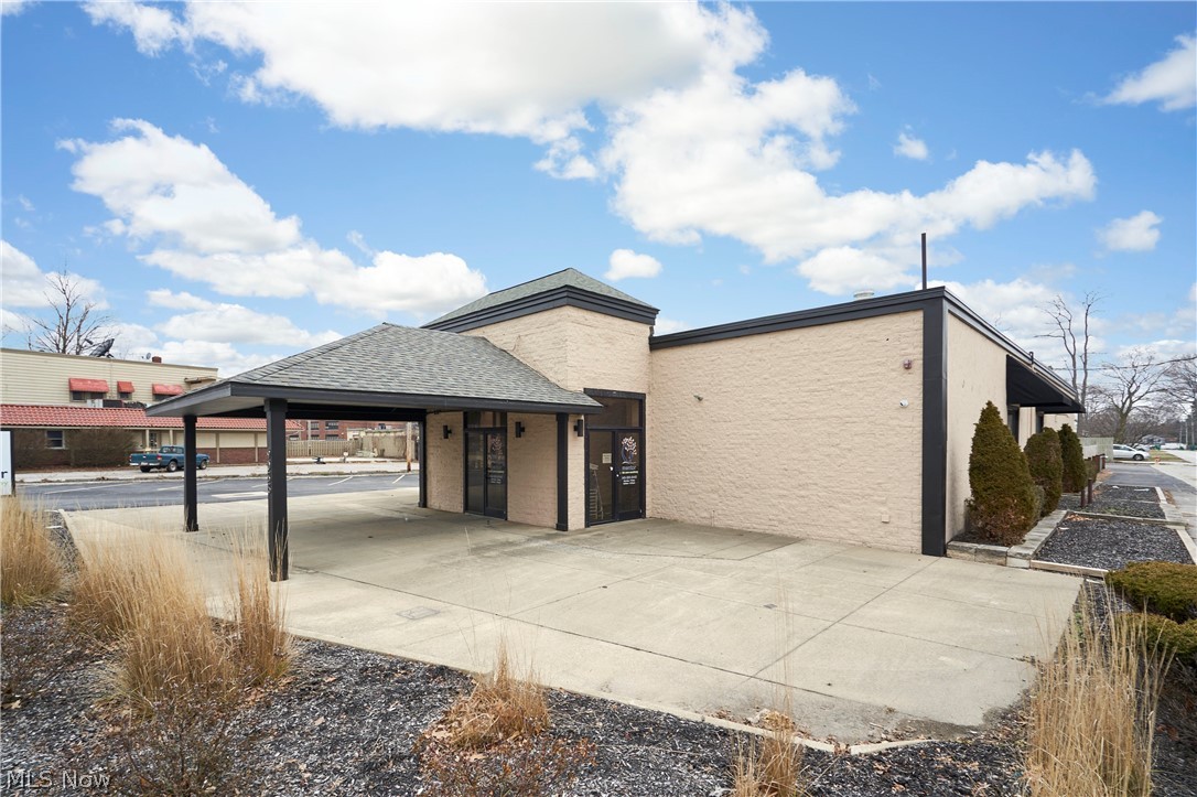 Mentor View Sub - Commercial Lease