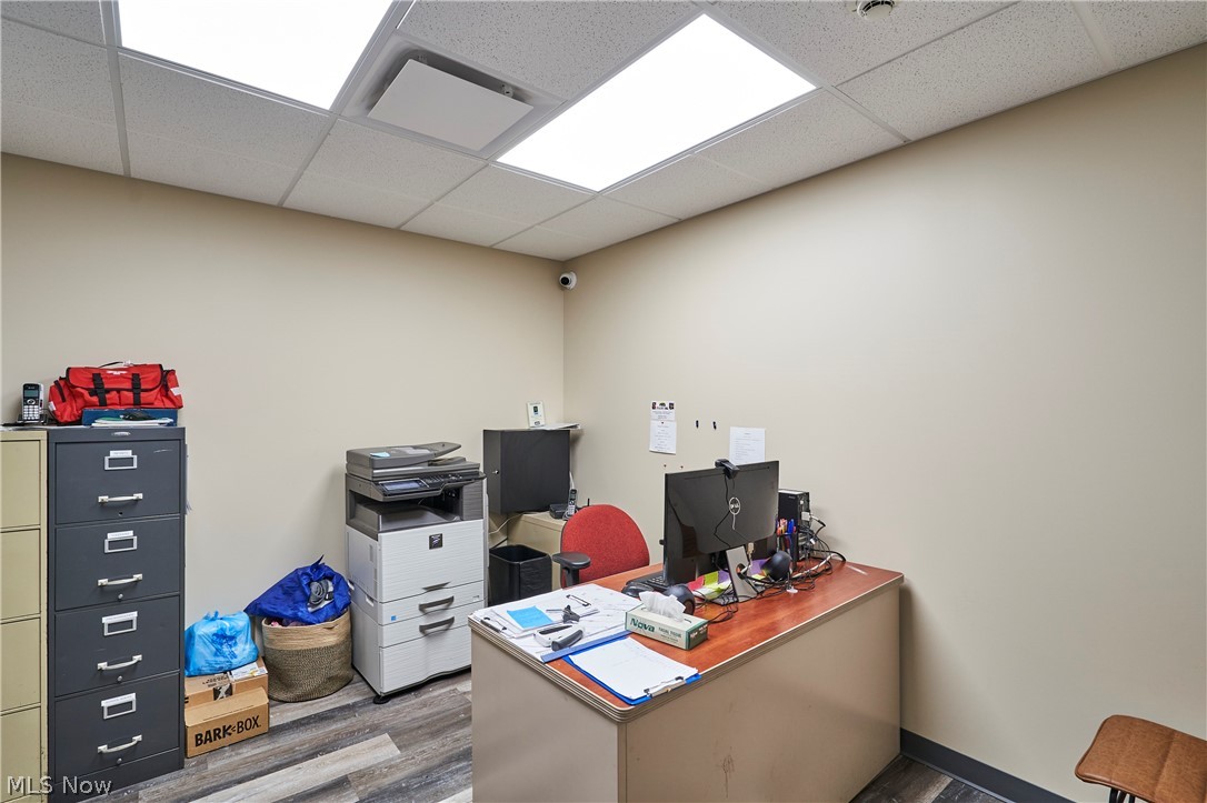 Mentor View Sub - Commercial Lease