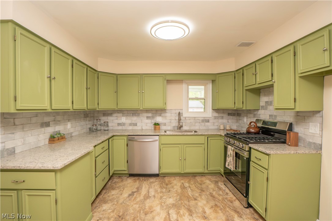 L W Halls Add - Residential