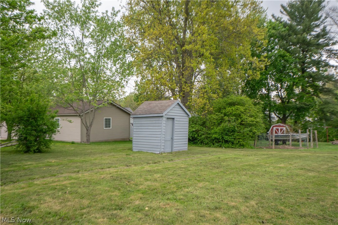 L W Halls Add - Residential