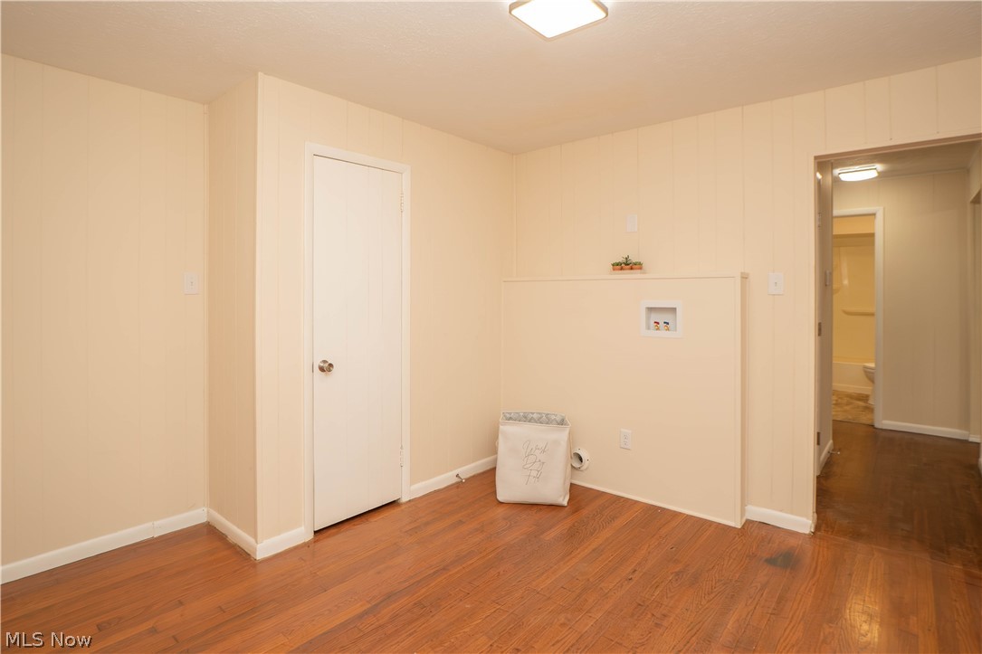 L W Halls Add - Residential