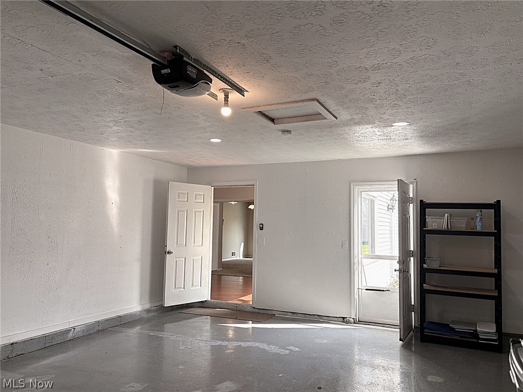 Raintree Condominium 1 - Residential