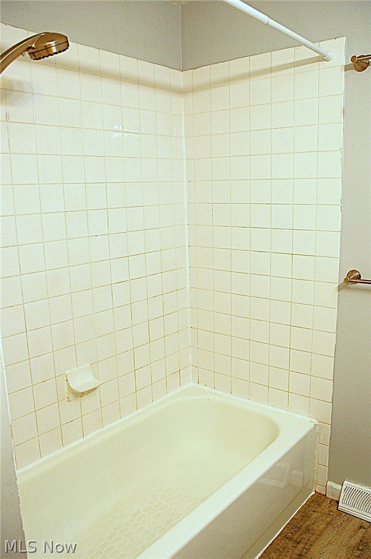 Raintree Condominium 1 - Residential