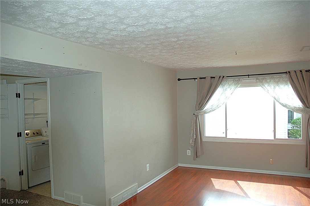 Raintree Condominium 1 - Residential