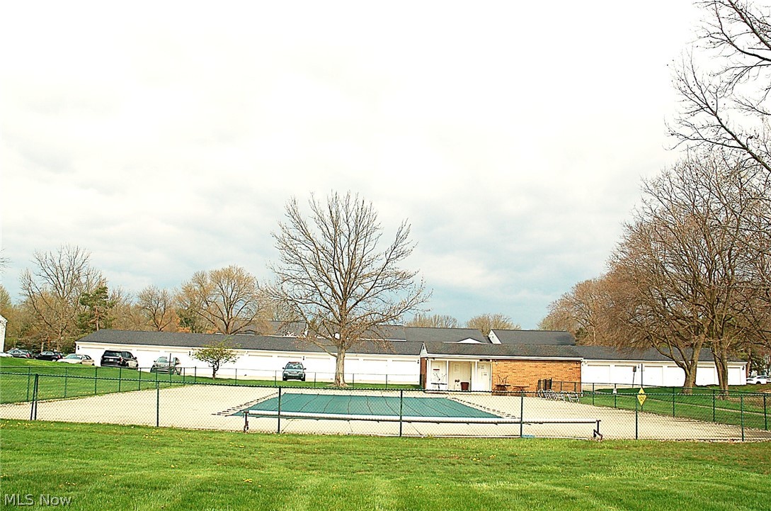 Raintree Condominium 1 - Residential