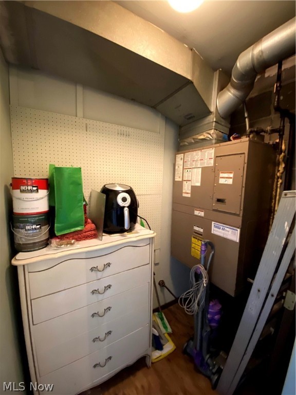 Oak Knolls Condo - Residential