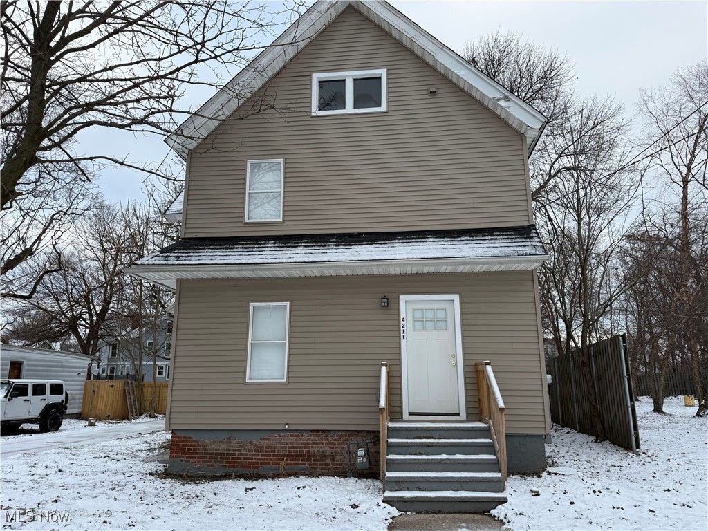 Photo of 4211 Park Avenue, Ashtabula, OH 44004 (MLS # 5181065)