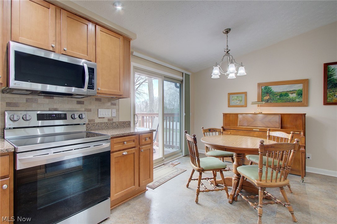 Oakhurst Manor - Residential