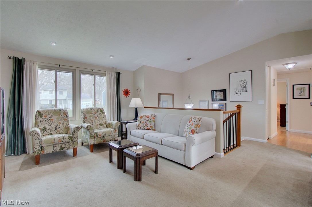 Oakhurst Manor - Residential