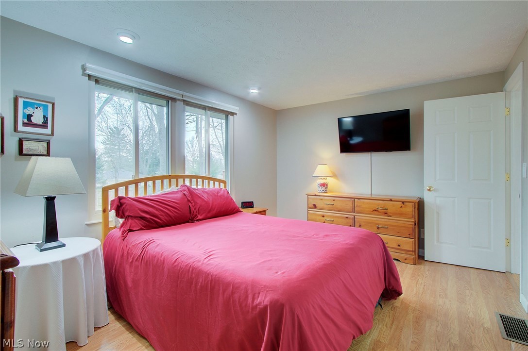 Oakhurst Manor - Residential