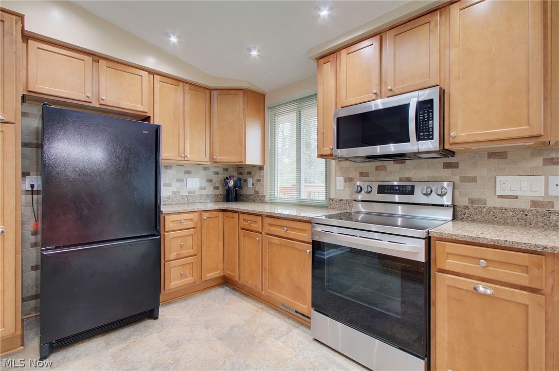 Oakhurst Manor - Residential