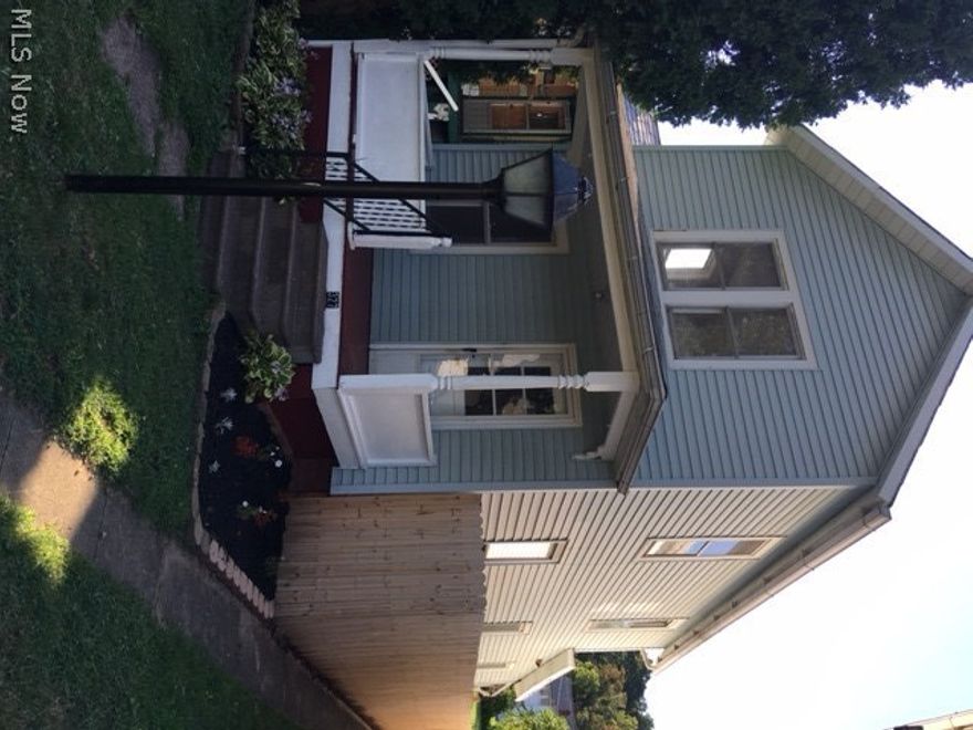 Clean and quaint 2 bedroom, one bath home in Norwood. Fresh paint throughout home, and recently updated bath. Furnace is only 2 years old. First floor laundry and eat-in kitchen. Artificial turf dog run and fully fenced backyard with alley access. Excellent starter home or investment property. M889 AY