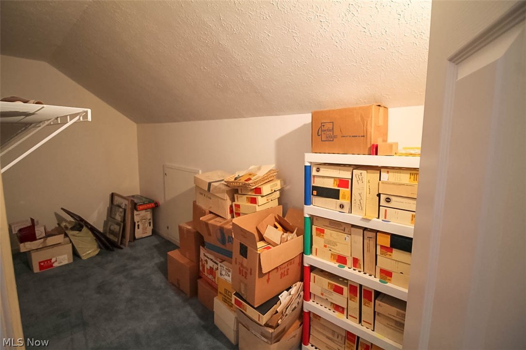 Macintosh Farms - Residential