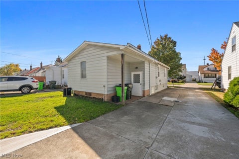 Tiny photo for 1531 Woodhurst Avenue, Mayfield Heights, OH 44124 (MLS # 5255427)