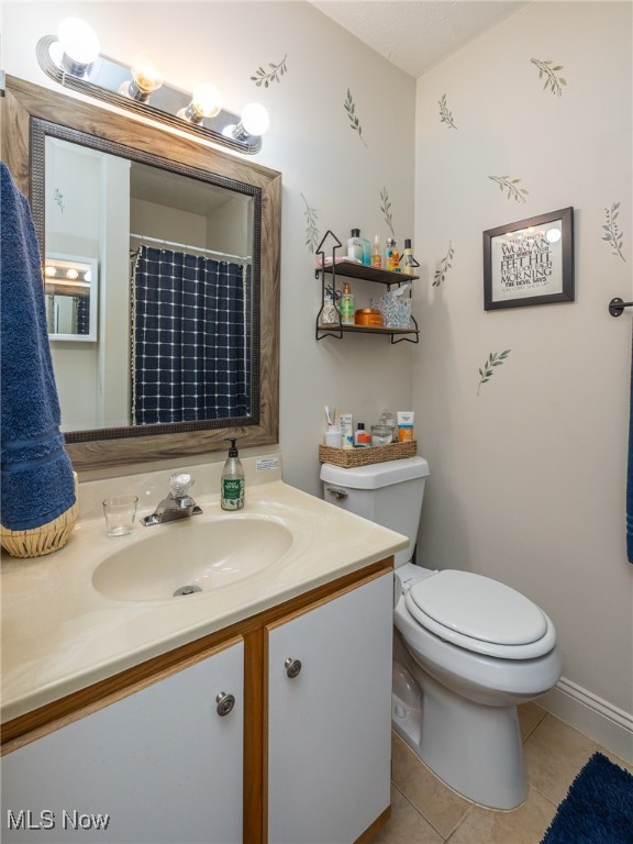 Cambridge Township Condo - Residential