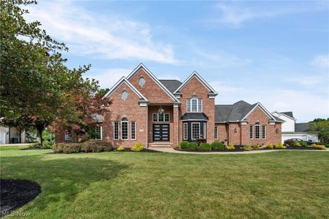 Homes For Sale - 1014 Orchard Lane<br/> Broadview Heights, OH 44147