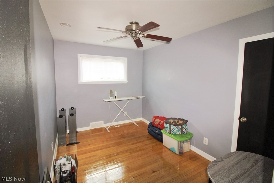 Guaranted Inv Co 01 - Residential