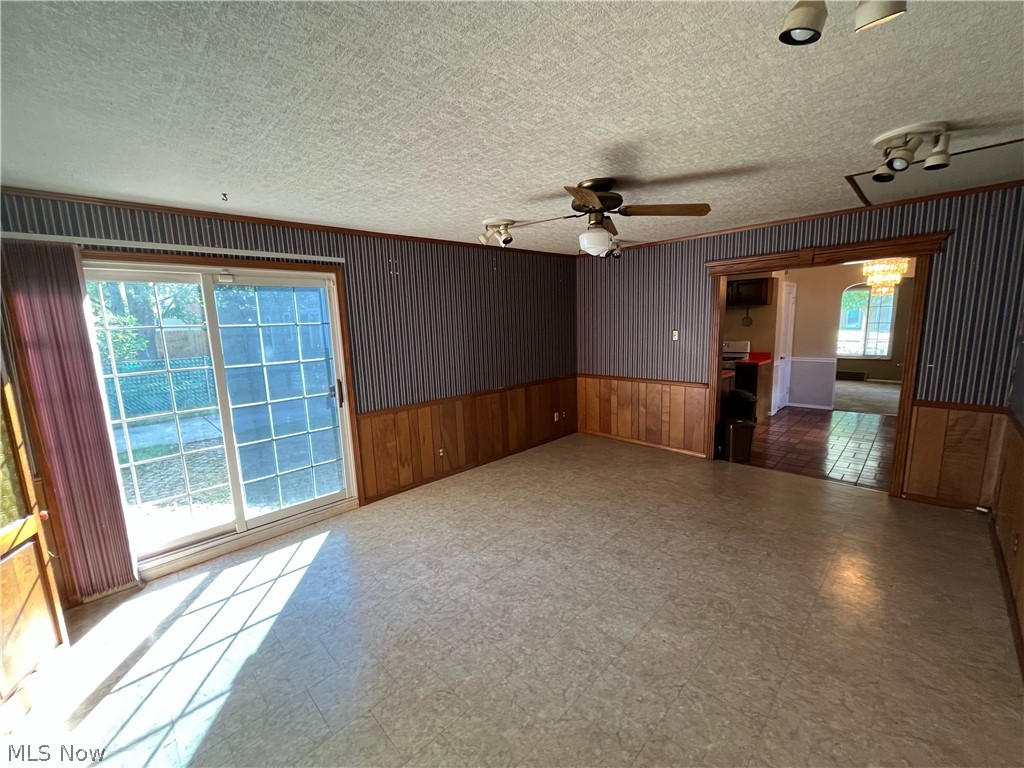 Knickerbocker Land Cos Erie S - Residential