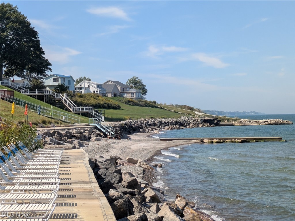 Connecticut Western Reserve - Residential