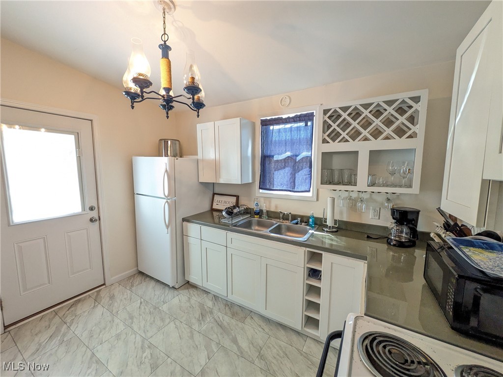 Connecticut Western Reserve - Residential