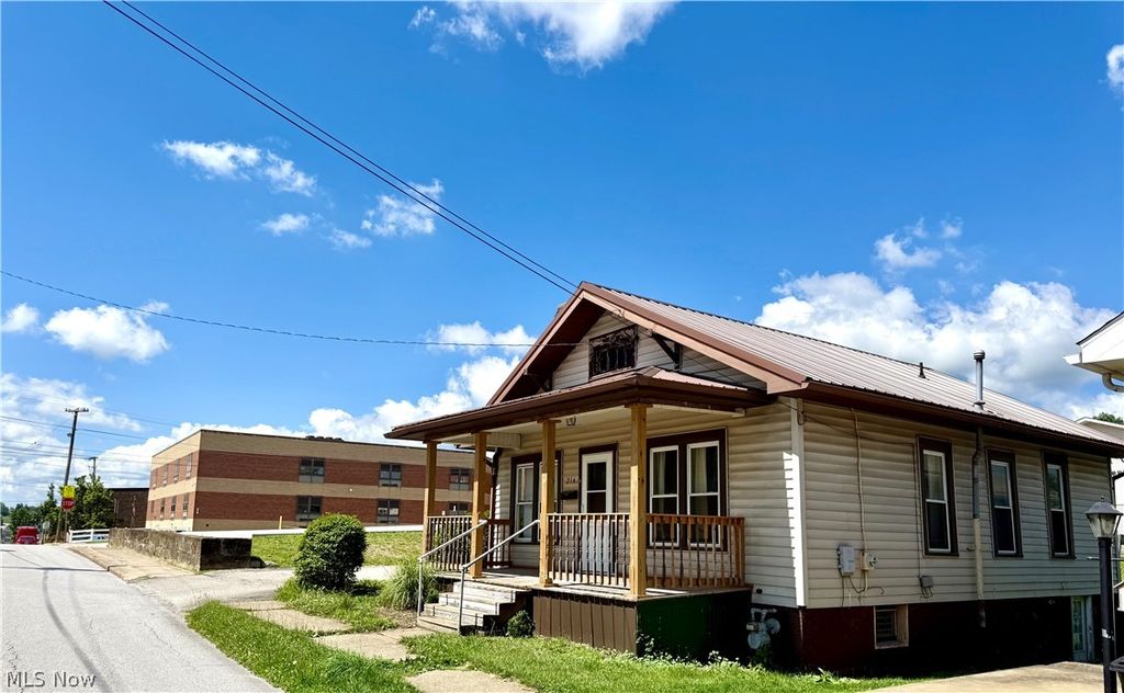 Photo of 216 N Broadway Street, Barnesville, OH 43713 (MLS # 5221675)