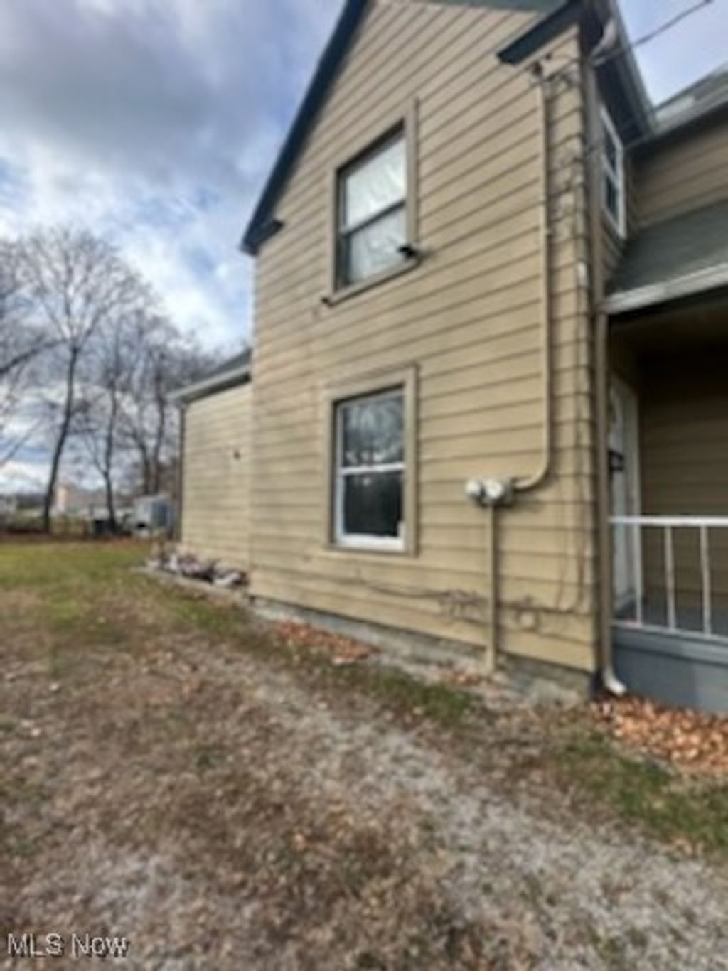 Photo of 1512 Lexington Avenue, Lorain, OH 44052 (MLS # 5178070)