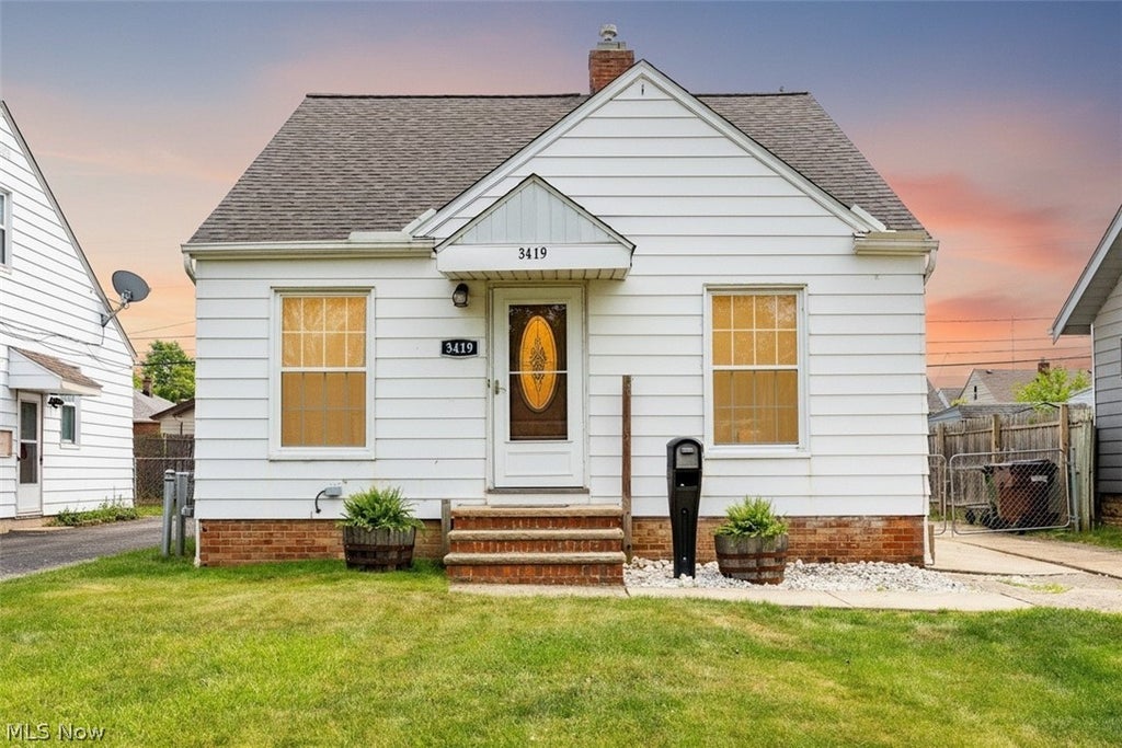 Photo of 3419 Maplecrest Avenue, Parma, OH 44134 (MLS # 5217794)