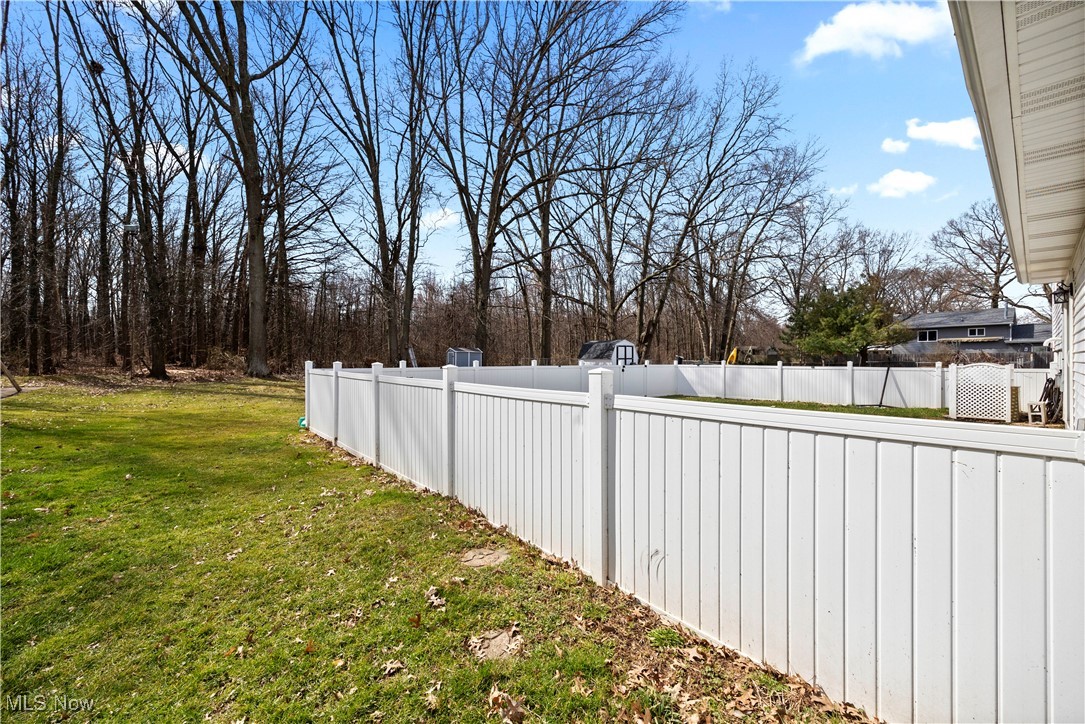 4757 Idleview Drive, Vermilion, Ohio image 29